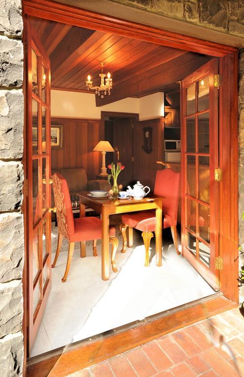 Bed and Breakfast Mary Cards Coach House Olinda Exteriér fotografie
